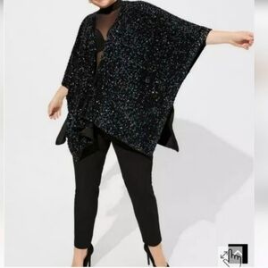 🍁🍂NWT ONE SIZE TORRID Sequined Ruana